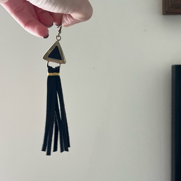 Black Triangle 🔺 Tassel Earrings - Picture 4 of 6